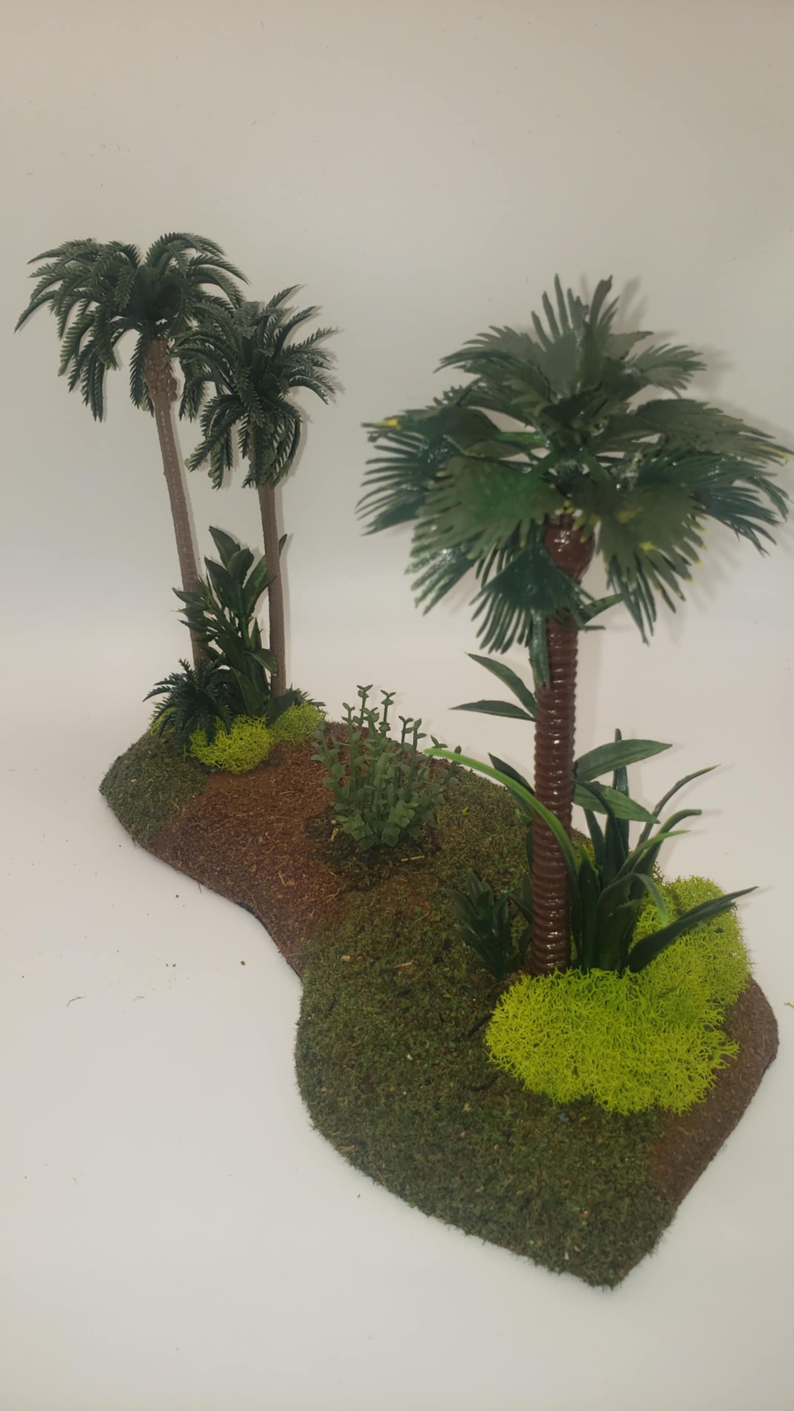 23-Piece Handcrafted Jungle Terrain Set – 28mm+ Wargaming Scenery