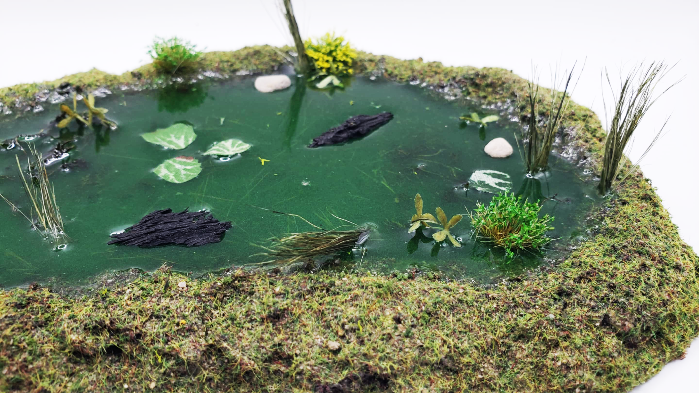 28mm Reeded Marsh / Green Pond — Hand-Made Water Feature SHIPS FREE