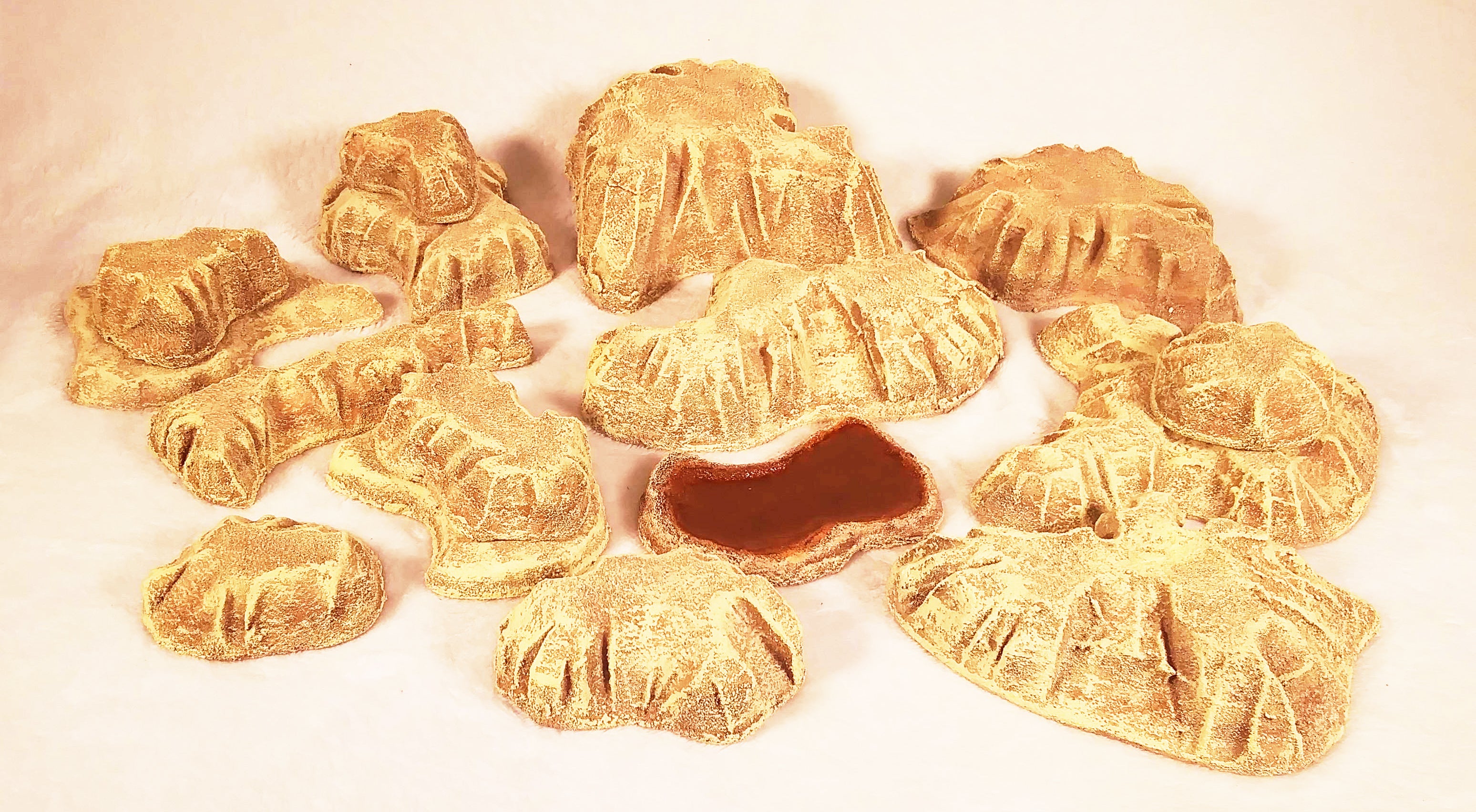 16-Piece Handcrafted Desert Terrain Set – Rocky Outcrops & Wasteland Scenery