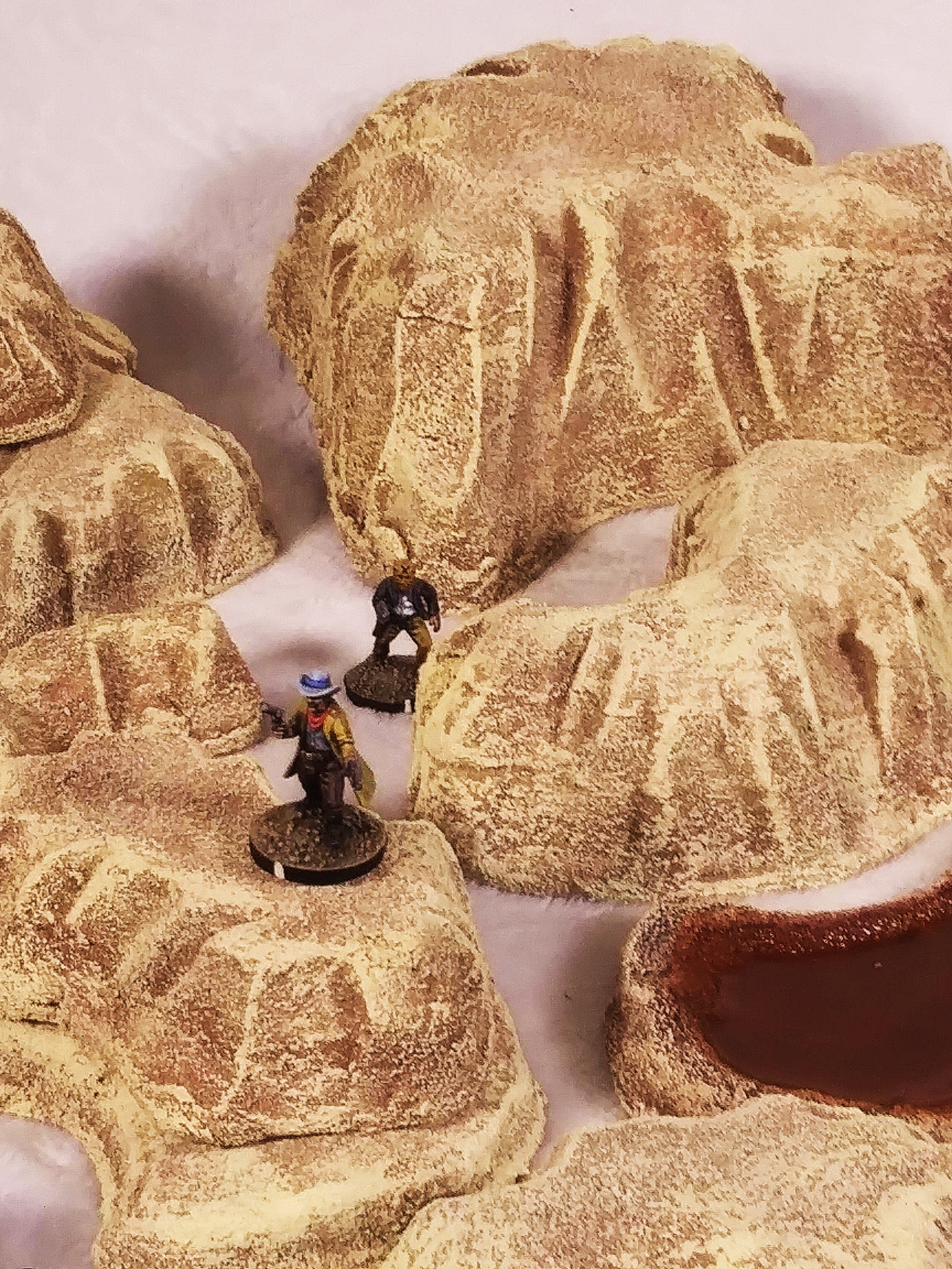 16-Piece Handcrafted Desert Terrain Set – Rocky Outcrops & Wasteland Scenery