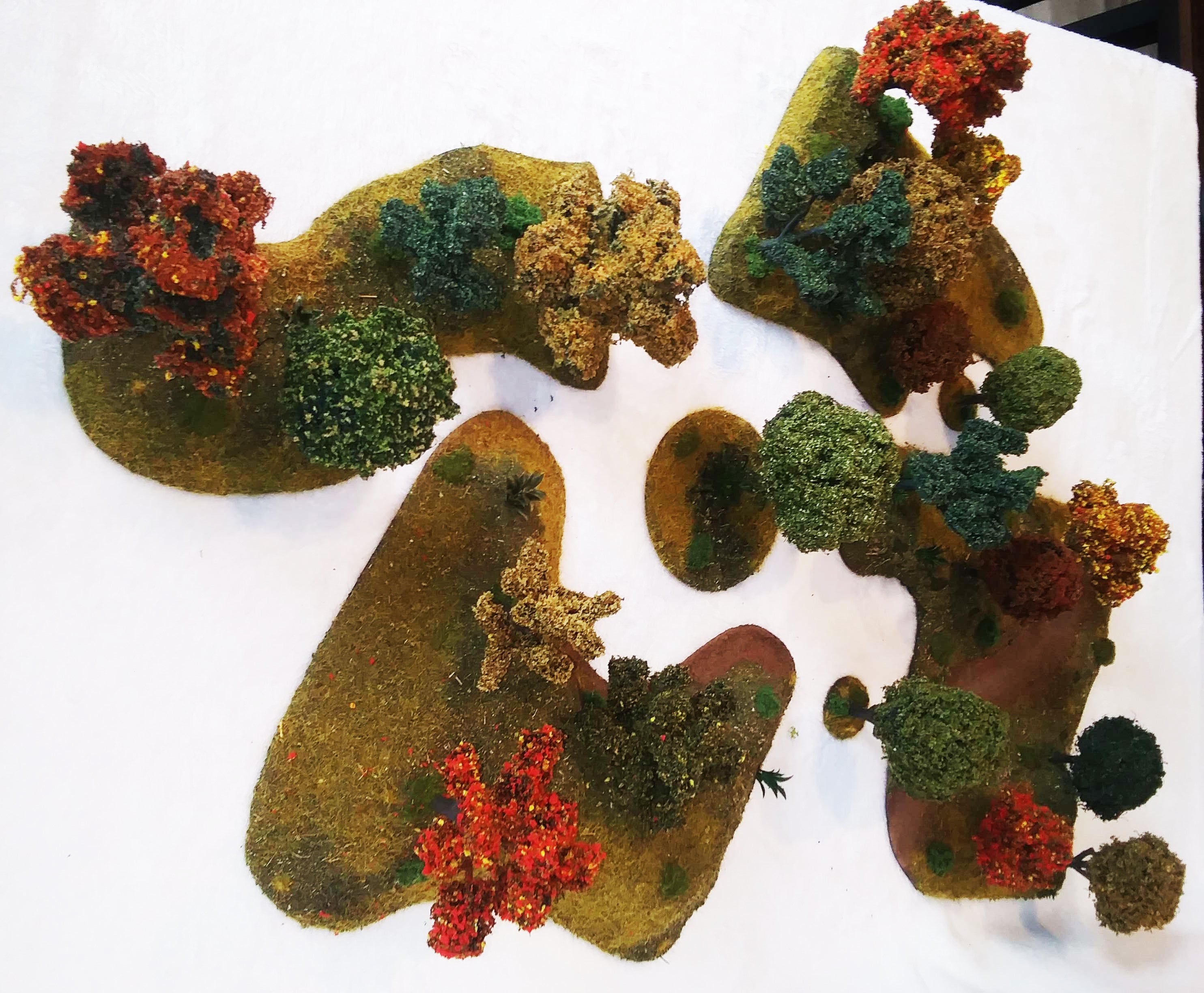 6 Piece Handcrafted Fall Forest Terrain Set – 28mm Wargaming Scenery