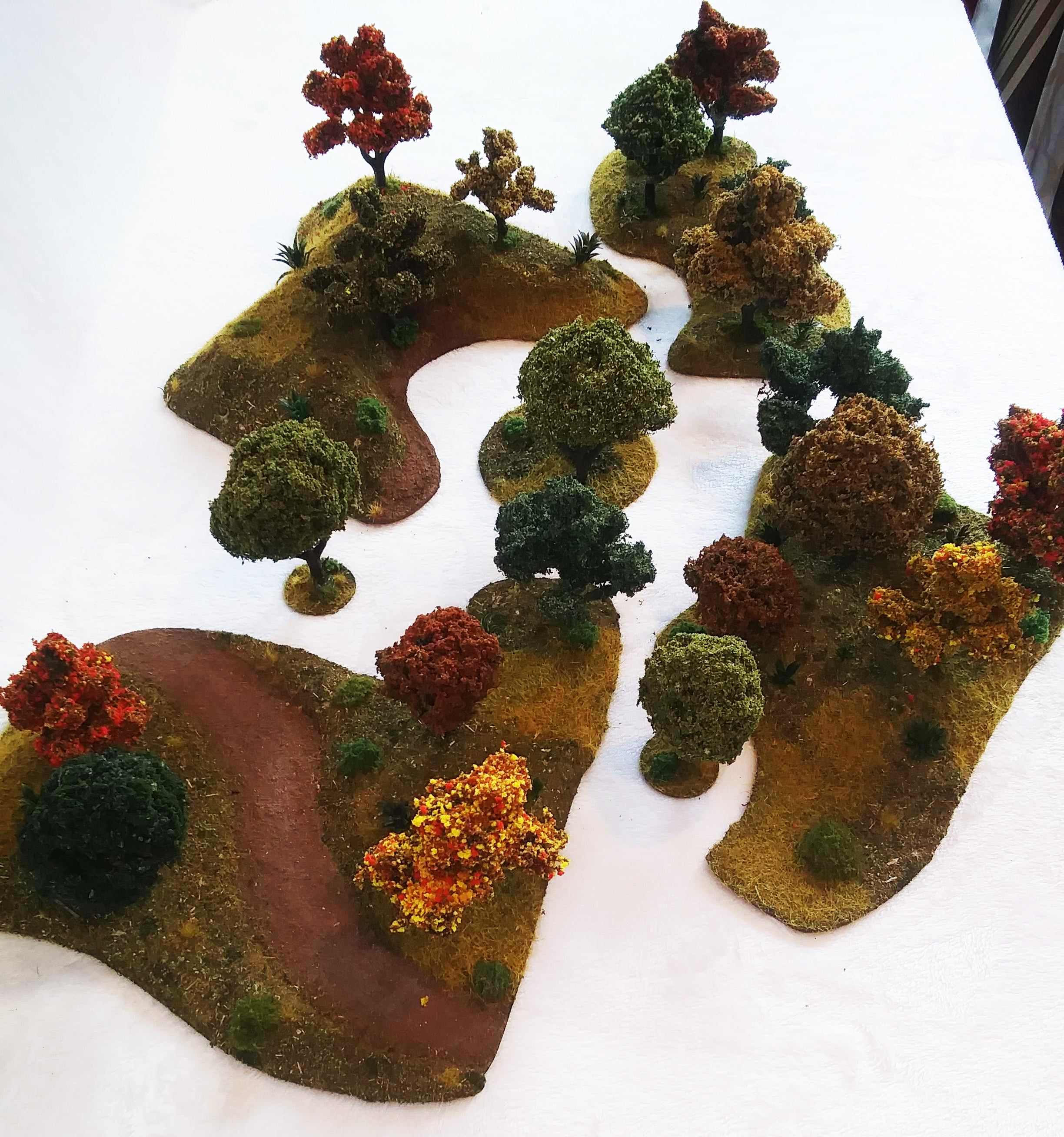 6 Piece Handcrafted Fall Forest Terrain Set – 28mm Wargaming Scenery