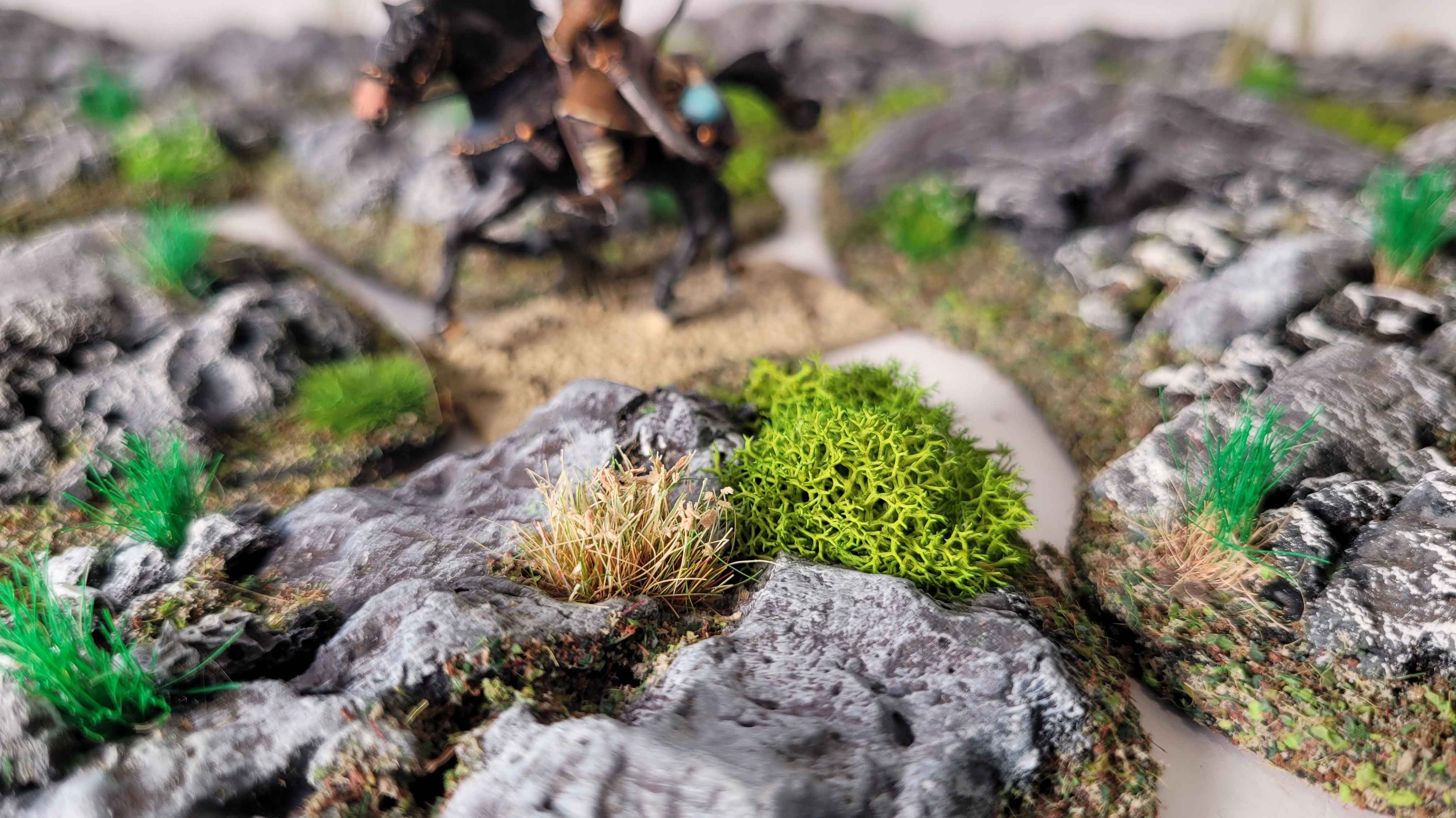 Rocky Grounds - Modular Rough Terrain Set for 28mm Tabletop Gaming - 10 Piece Scatter Terrain Collection