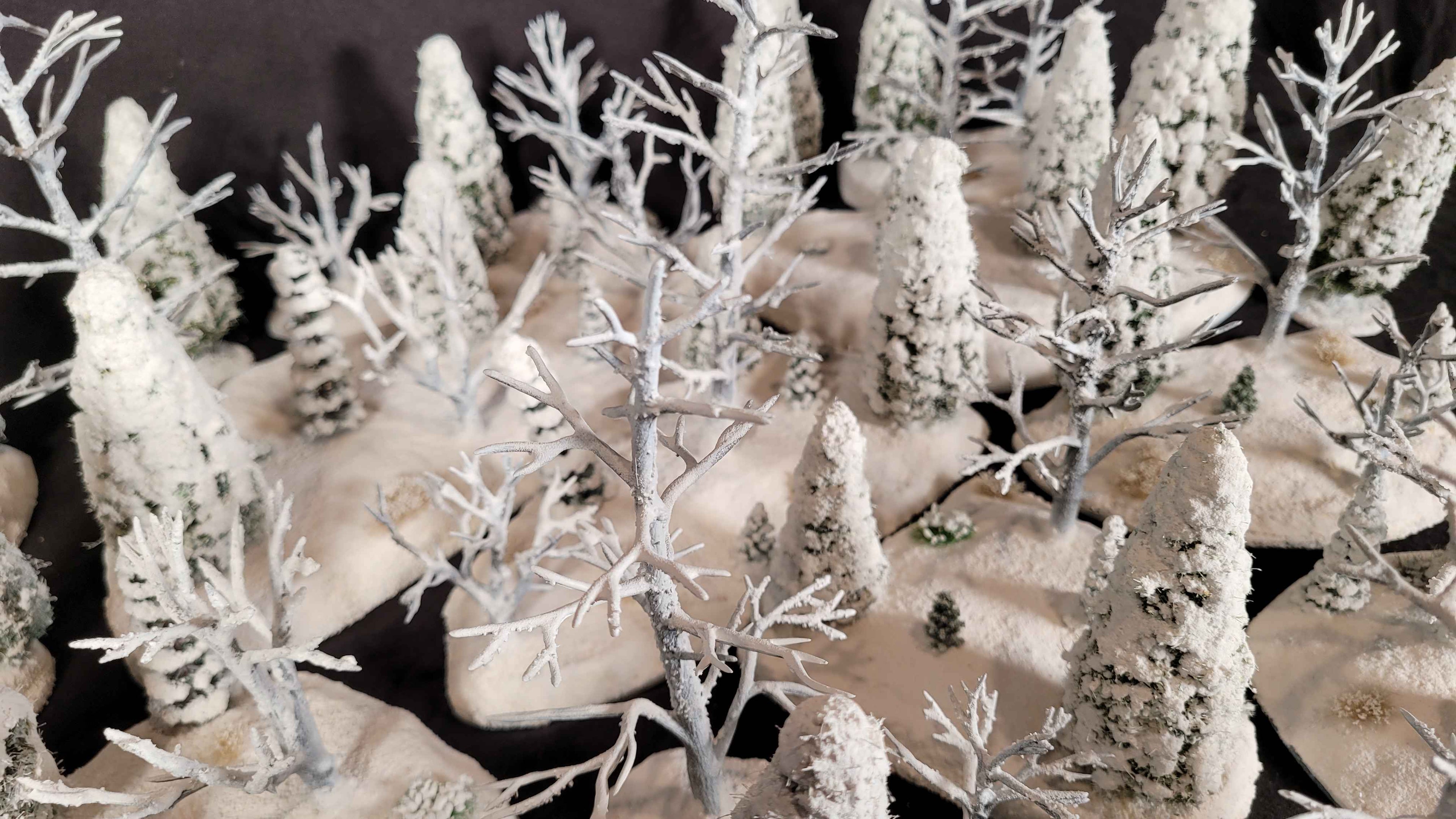 Winter Warfare Terrain Set – 20-Piece Hand-Made Snow Forest Collection (28mm, MDF Bases)