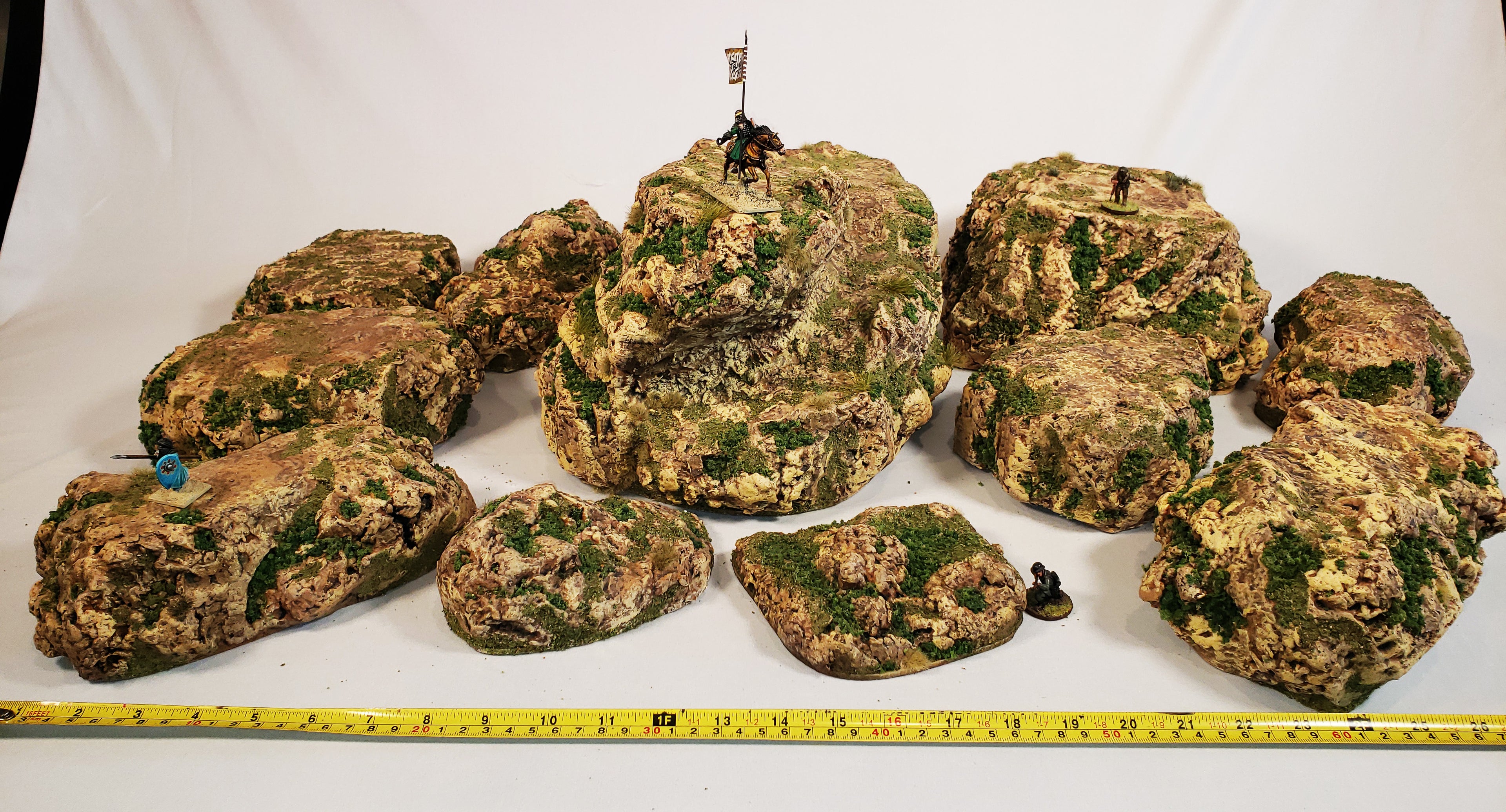 11-Piece Desert Rock & Hill Terrain Set | 28mm Wargaming | Painted & Flocked | Ready to Play