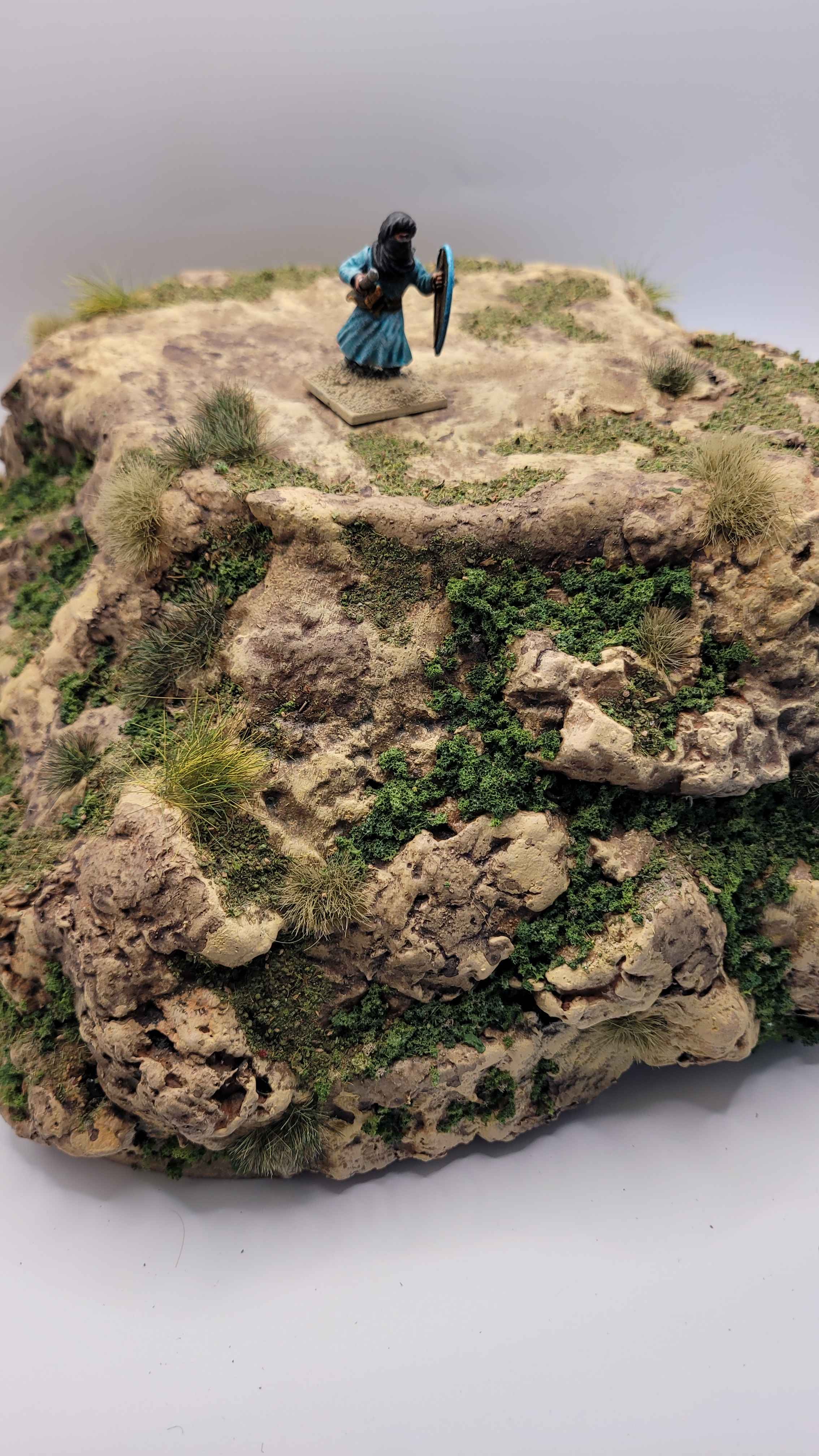11-Piece Desert Rock & Hill Terrain Set | 28mm Wargaming | Painted & Flocked | Ready to Play