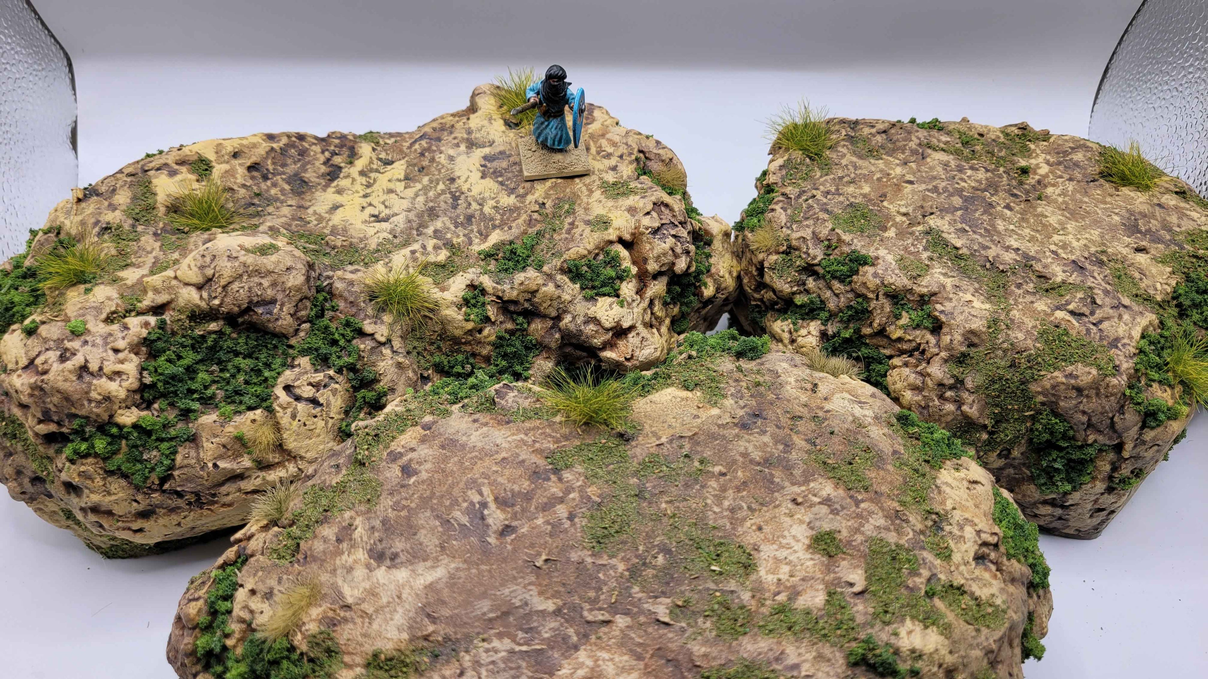 11-Piece Desert Rock & Hill Terrain Set | 28mm Wargaming | Painted & Flocked | Ready to Play