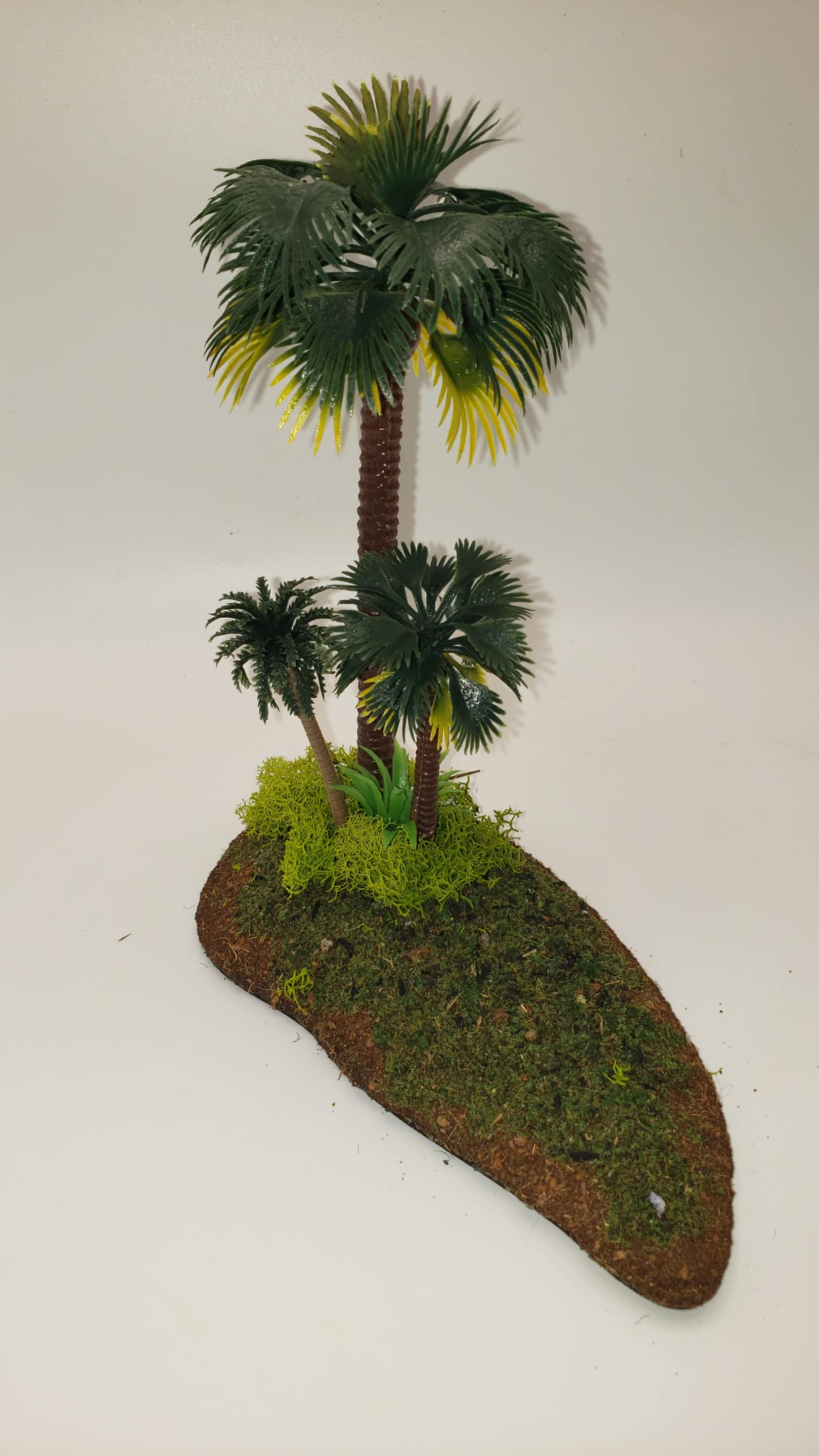 23-Piece Handcrafted Jungle Terrain Set – 28mm+ Wargaming Scenery