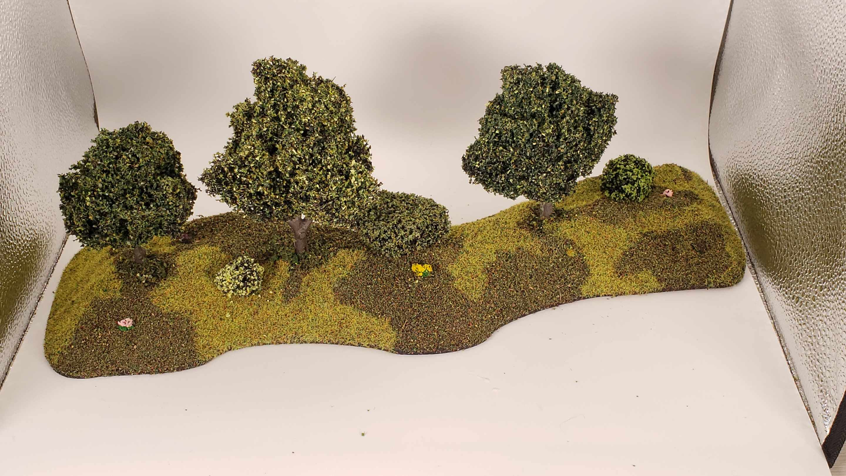 10 Piece Handcrafted Forest & Hill Terrain Set – 28mm Wargaming Scenery