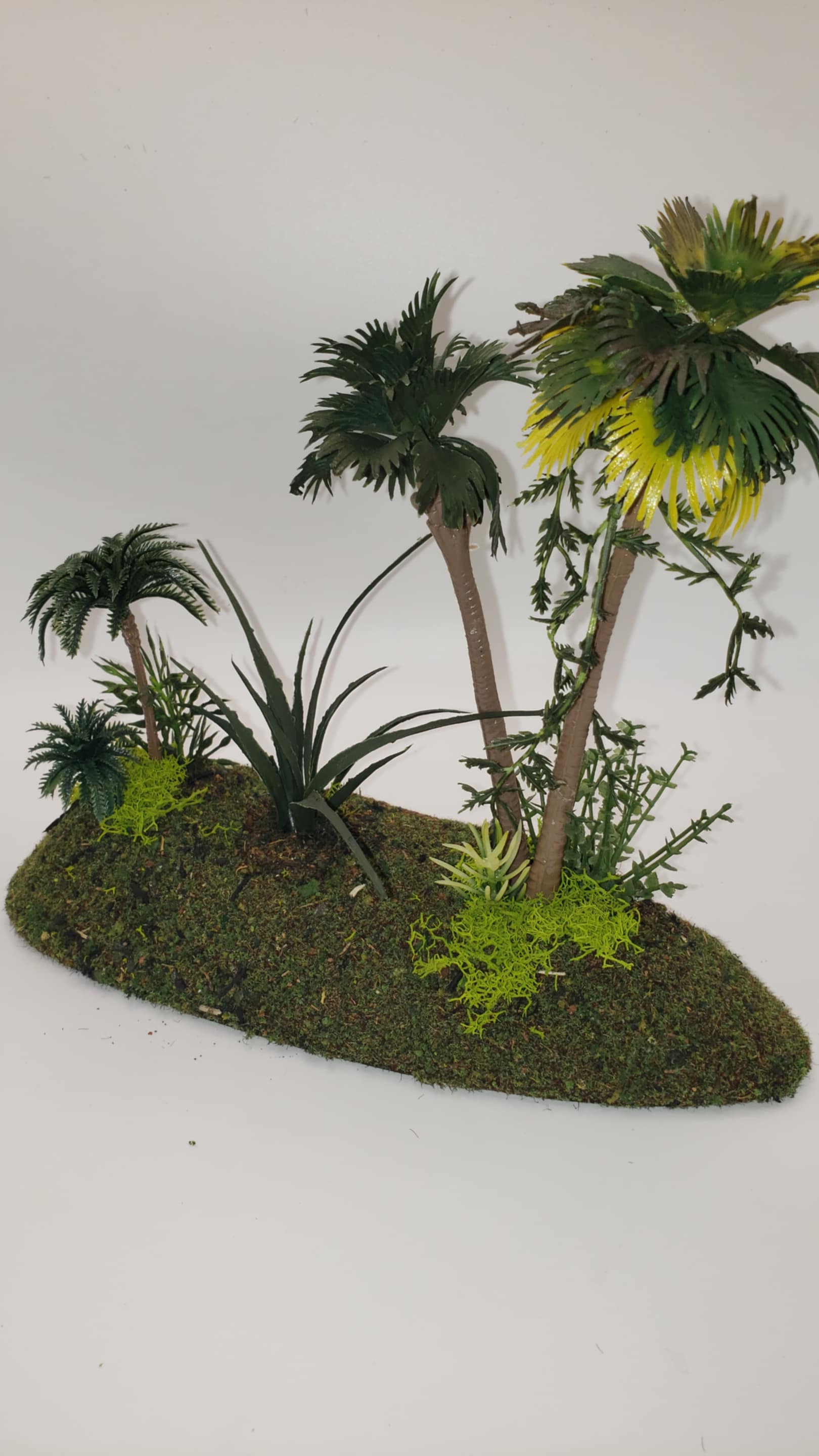 23-Piece Handcrafted Jungle Terrain Set – 28mm+ Wargaming Scenery
