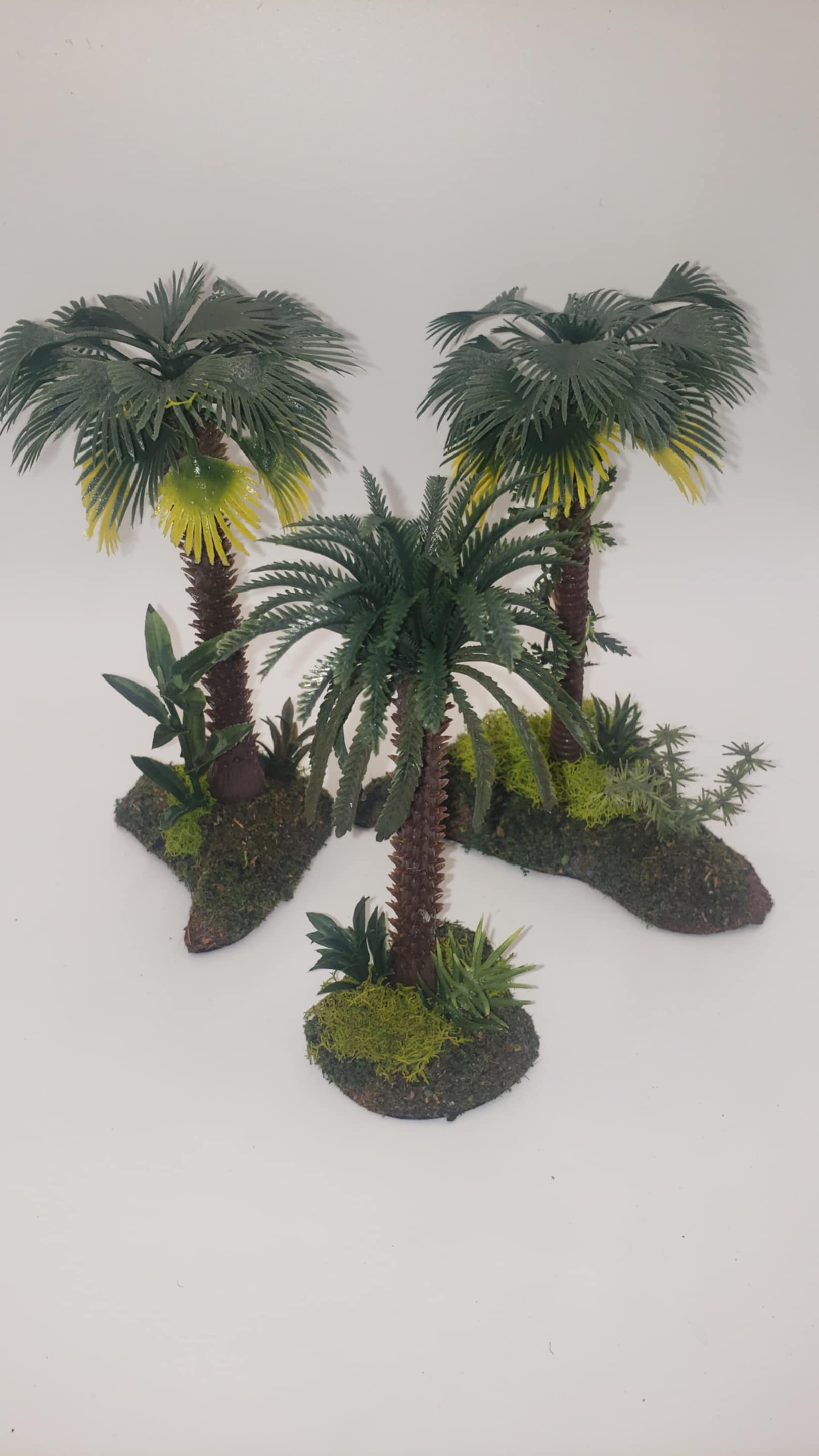 23-Piece Handcrafted Jungle Terrain Set – 28mm+ Wargaming Scenery
