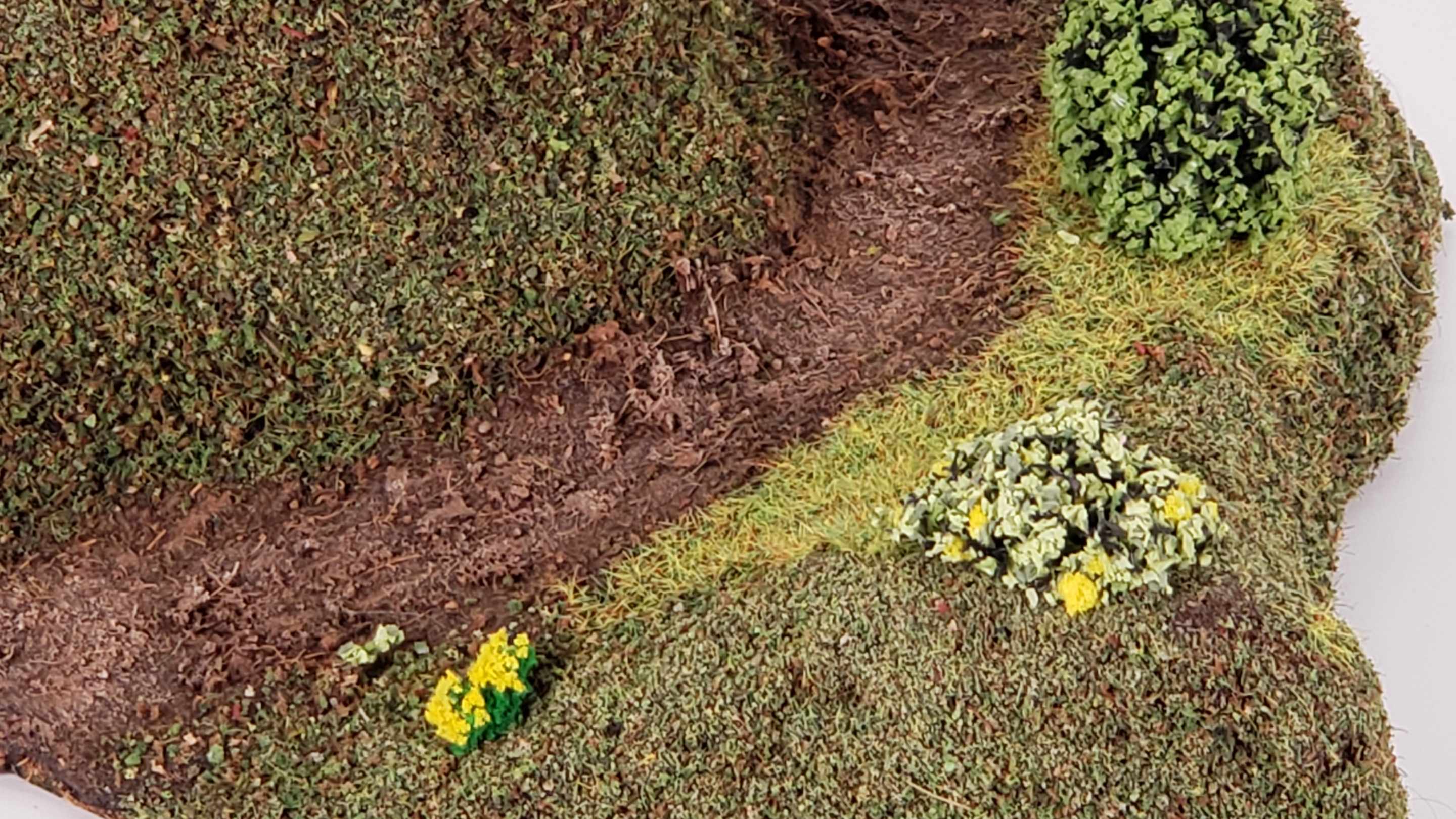 10 Piece Handcrafted Forest & Hill Terrain Set – 28mm Wargaming Scenery