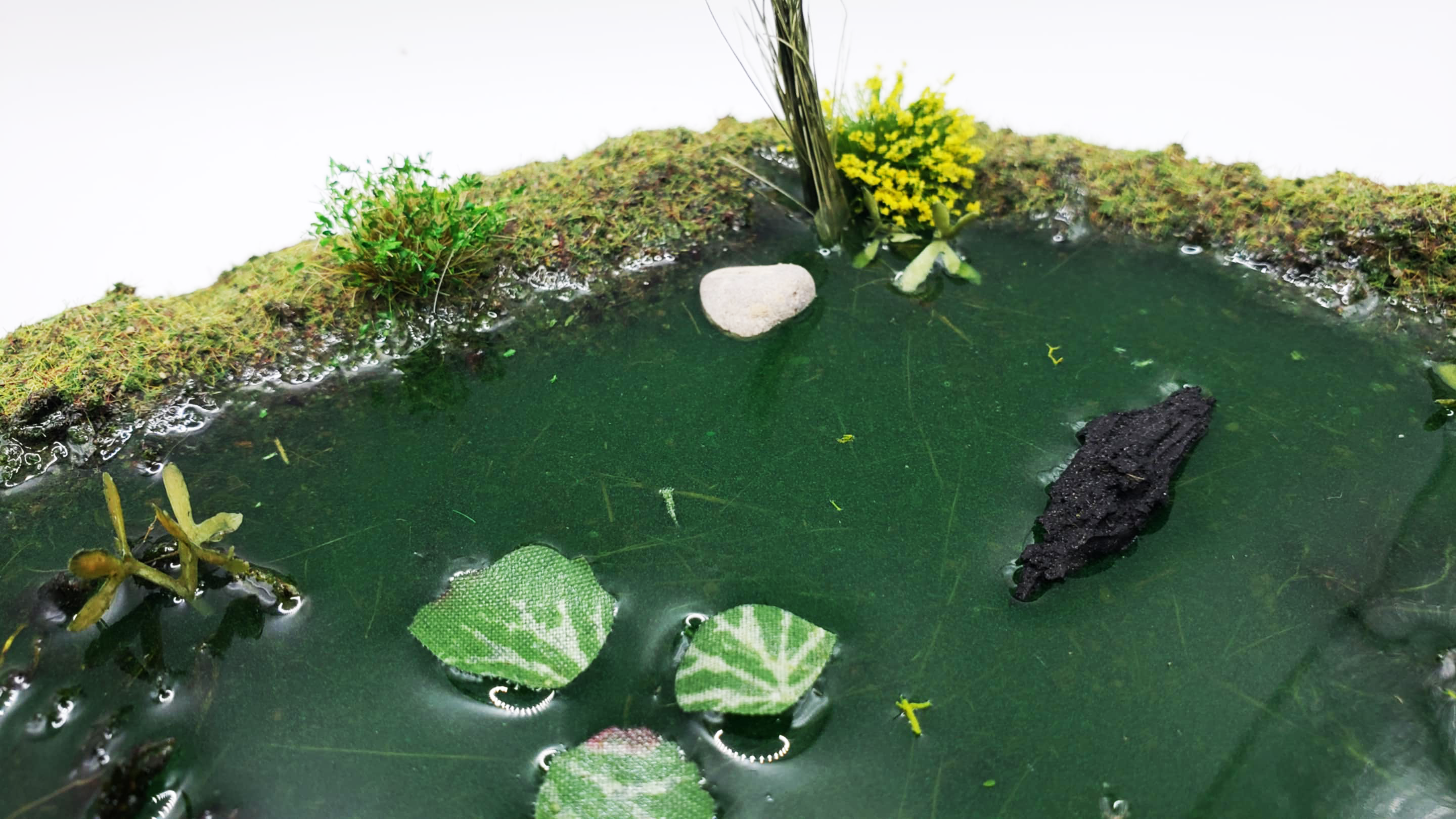 28mm Reeded Marsh / Green Pond — Hand-Made Water Feature SHIPS FREE