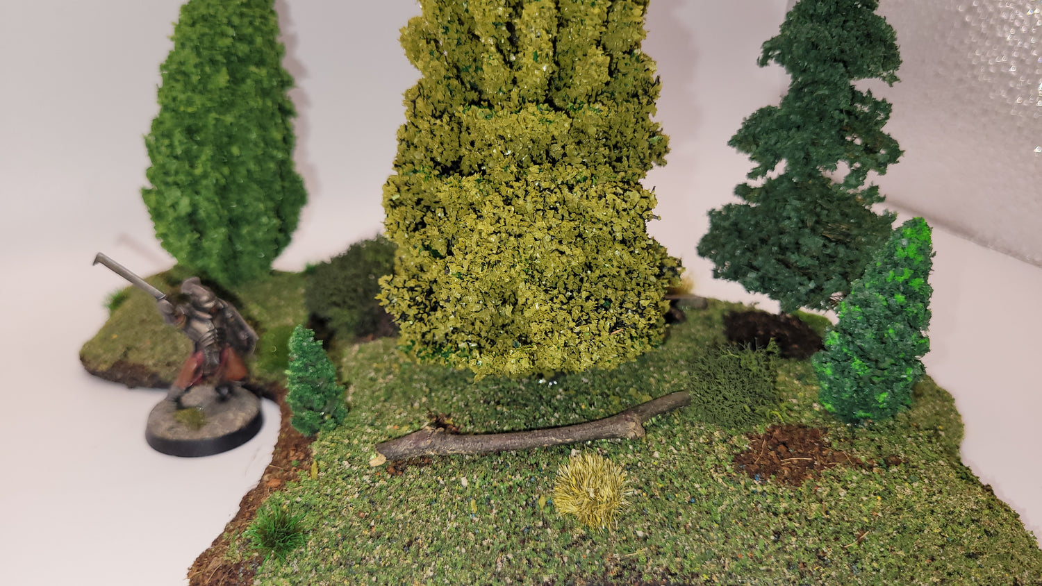 15-Piece Modular Pine Forest Terrain Set – 28mm Wargaming Scenery