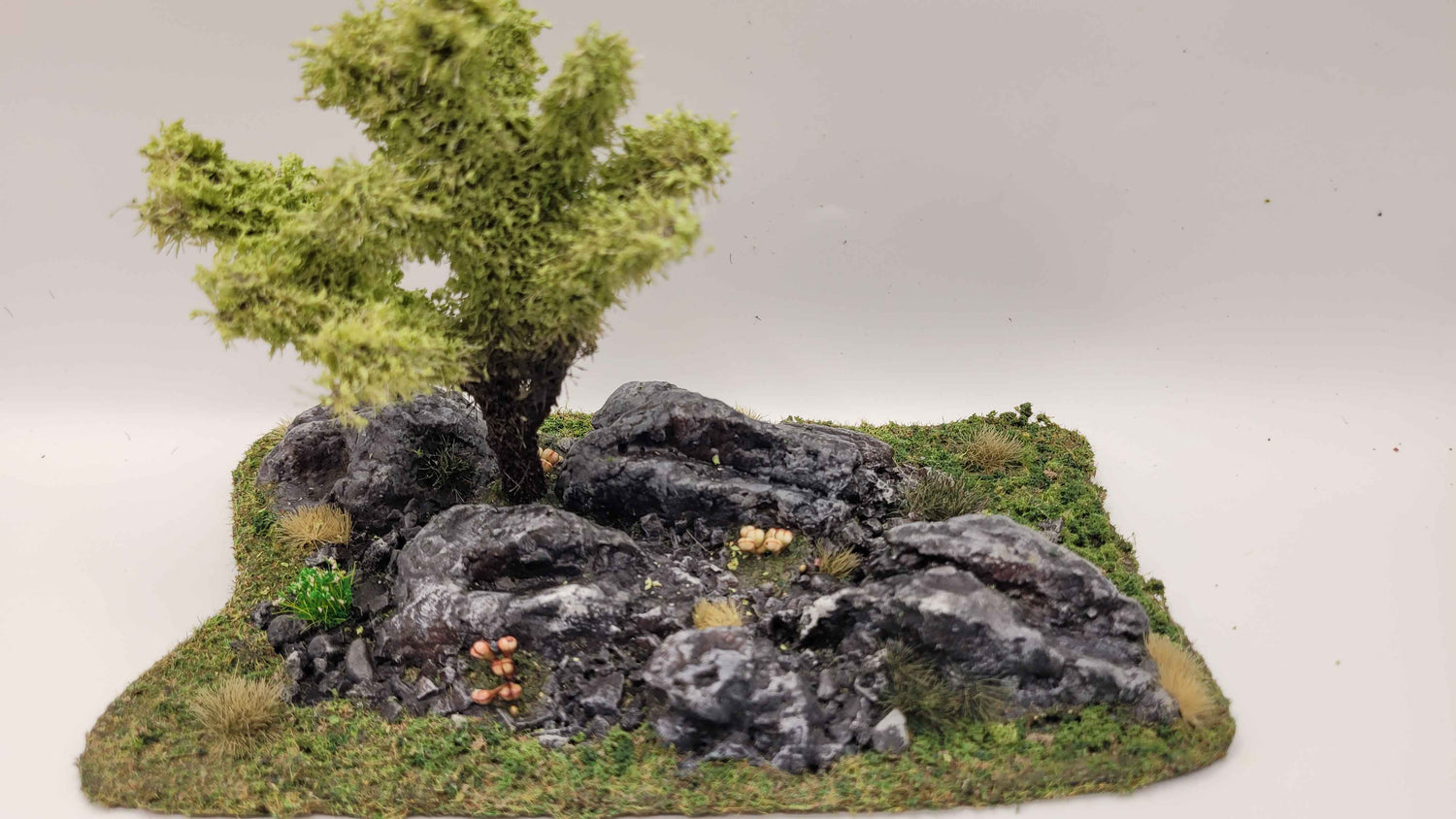 Rocky Highlands Modular Terrain Set | 5piece 28mm Wargaming Scatter Terrain with Trees Ships Free