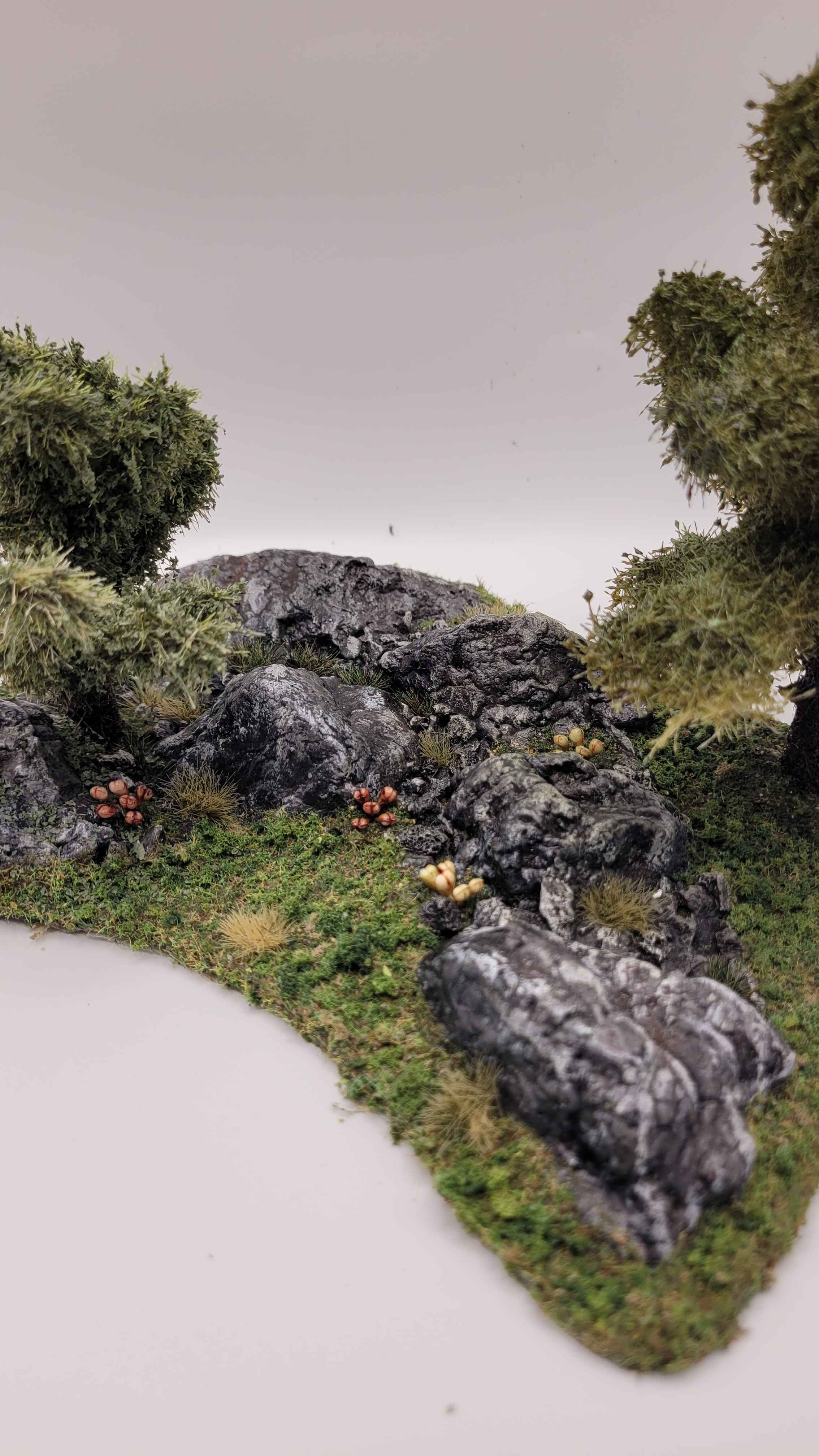 Rocky Highlands Modular Terrain Set | 5piece 28mm Wargaming Scatter Terrain with Trees Ships Free