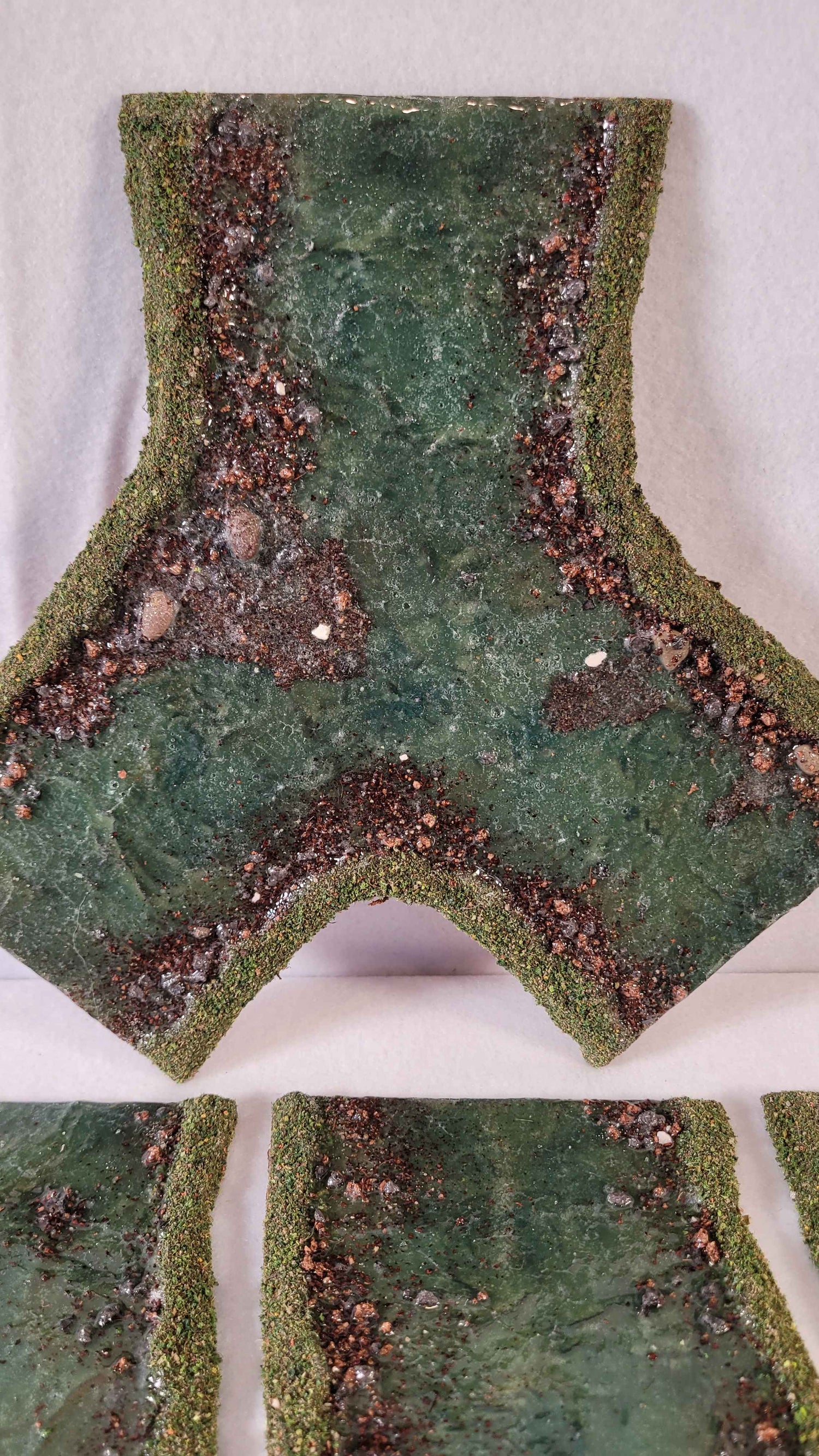 Handmade River Terrain Set – Modular Wargaming River Sections | 28mm Scale | Acrylic Base | Wargame Terrain by Chan