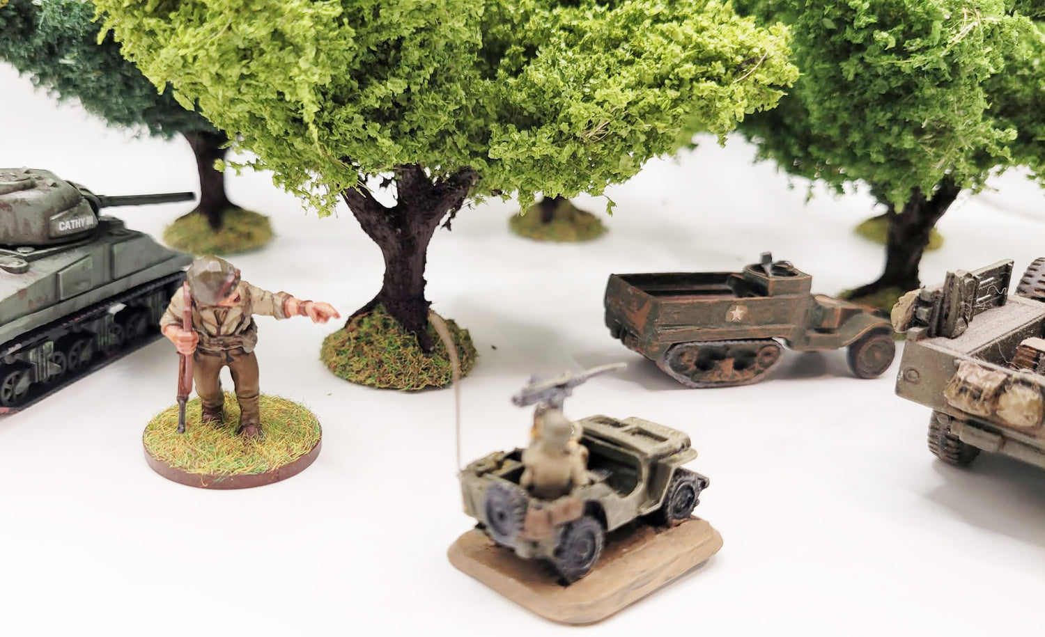 Handmade Wargaming Trees – Set of 5 Smalls | Weighted Bases | 28mm / 15mm Tabletop Terrain