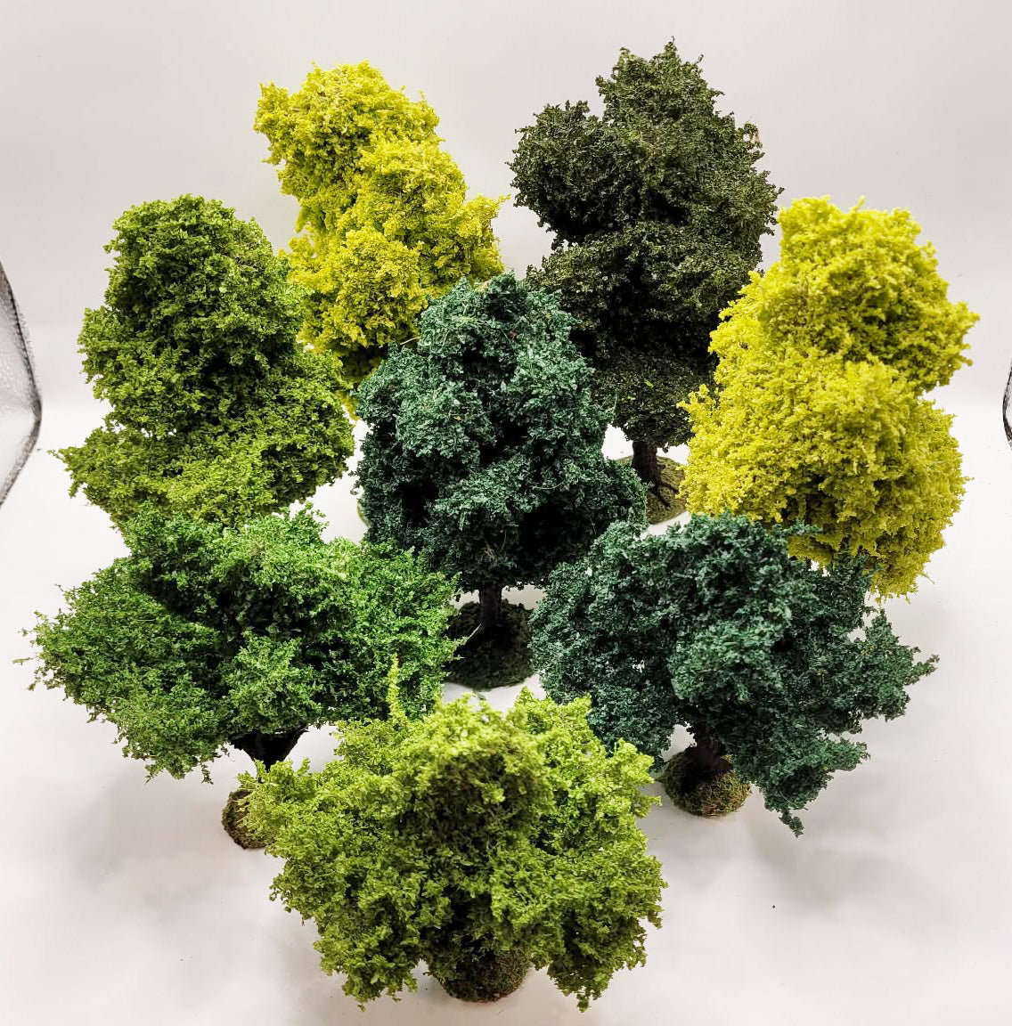 Handmade Wargaming Trees – Set of 8 | Weighted Bases | 28mm / 15mm Tabletop Terrain